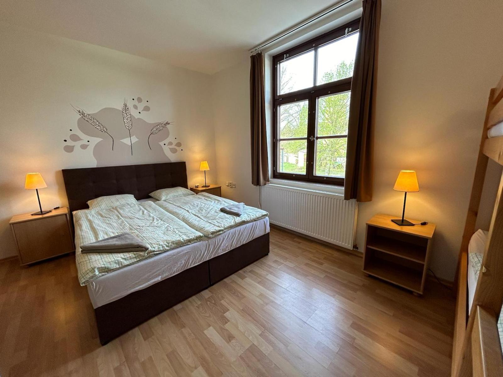 Penzion Majak Dublovice Exteriör bild