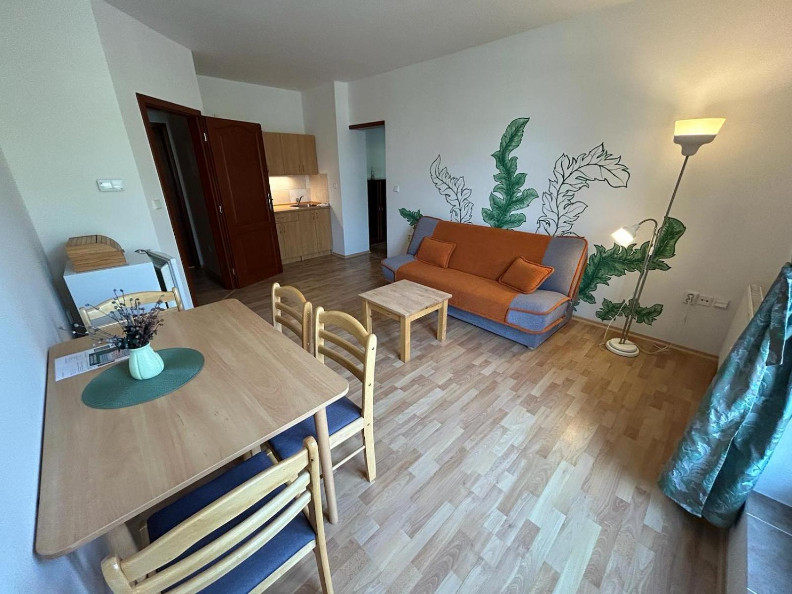 Penzion Majak Dublovice Exteriör bild